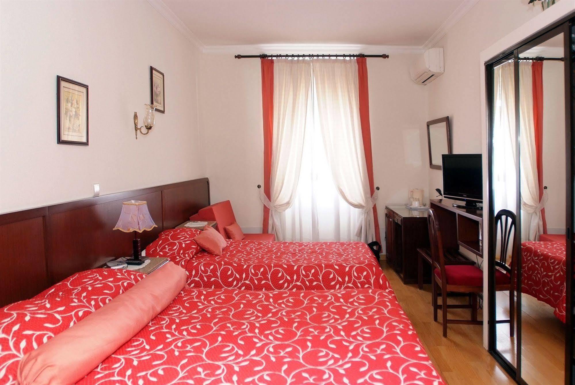 Hotel Mira D'Aire OOporto Esterno foto